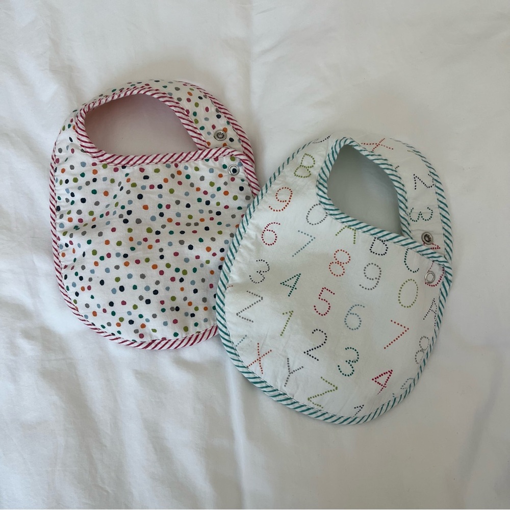 Pehr bibs UNUSED